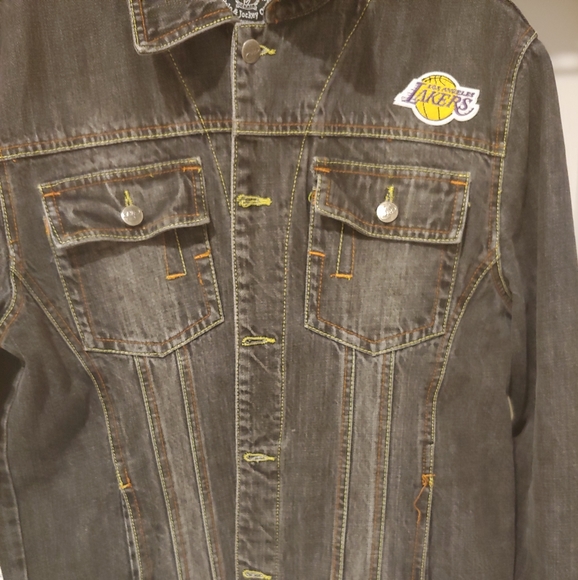 Hand painted kobe jacket - Picture 2 of 2